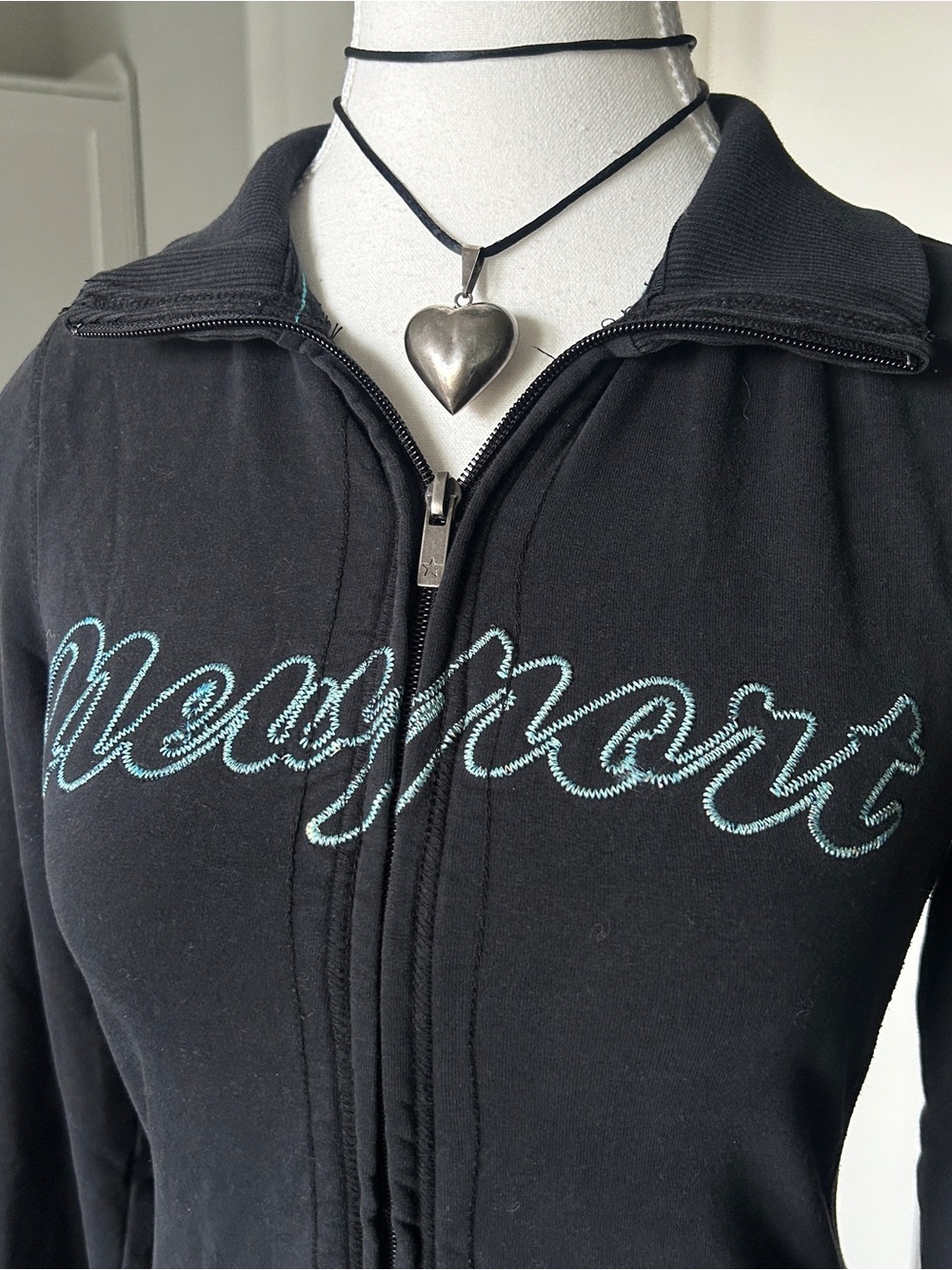 Y2K “Garage” Black ‘Newport’ Embroidered Graphic Zip-up Tracksuit Top - Picture 2 of 6